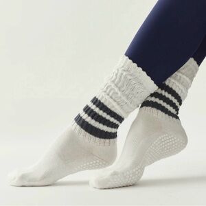 MoveActive Scrunch Grip Socks – French Navy Stripe | Barre • Pilates • Yoga